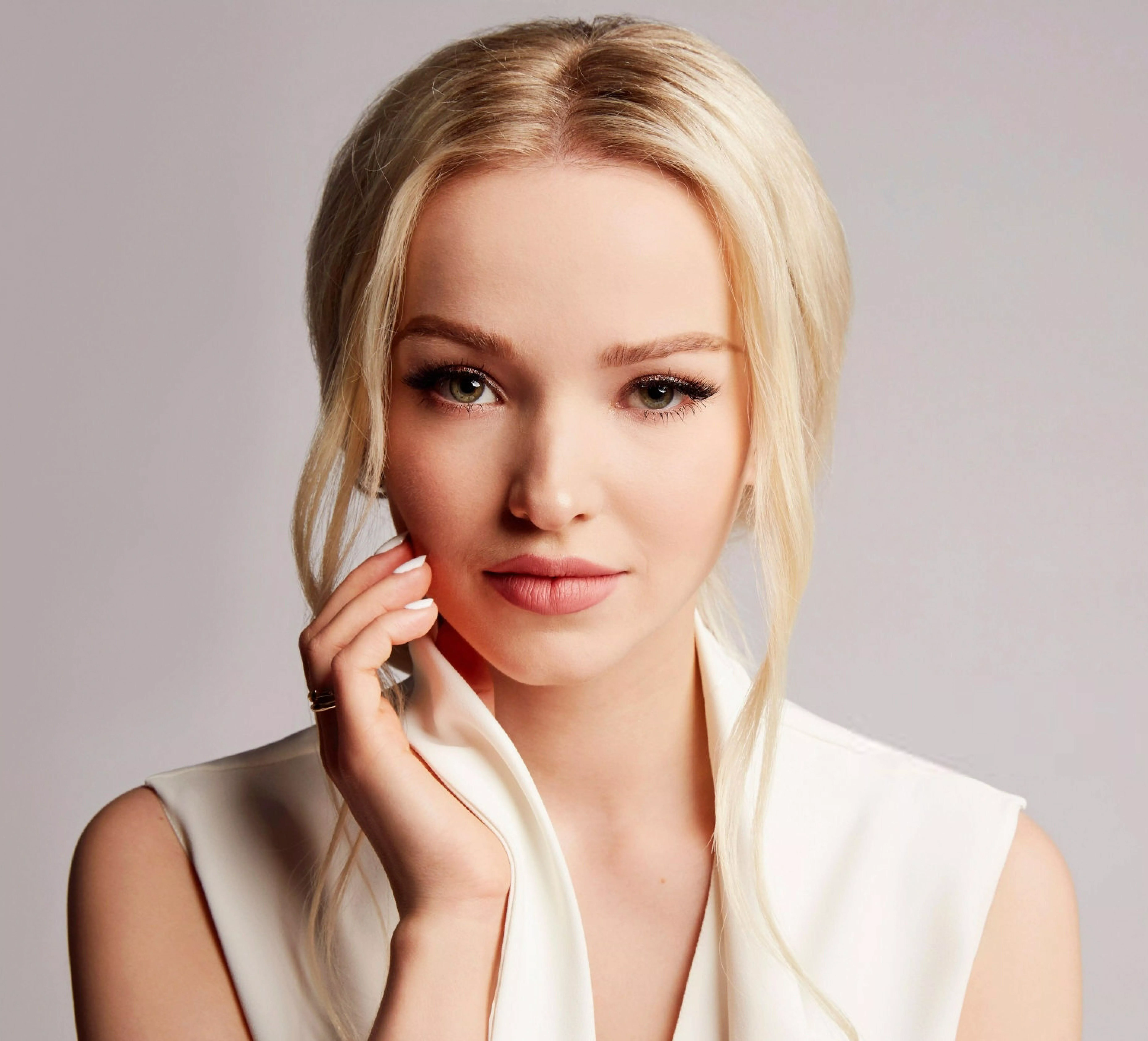 Dove Cameron