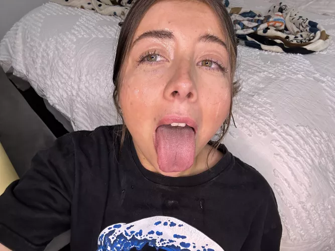 Facials makes me happy girl