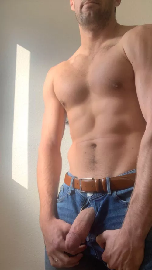 Get on your knees and open up