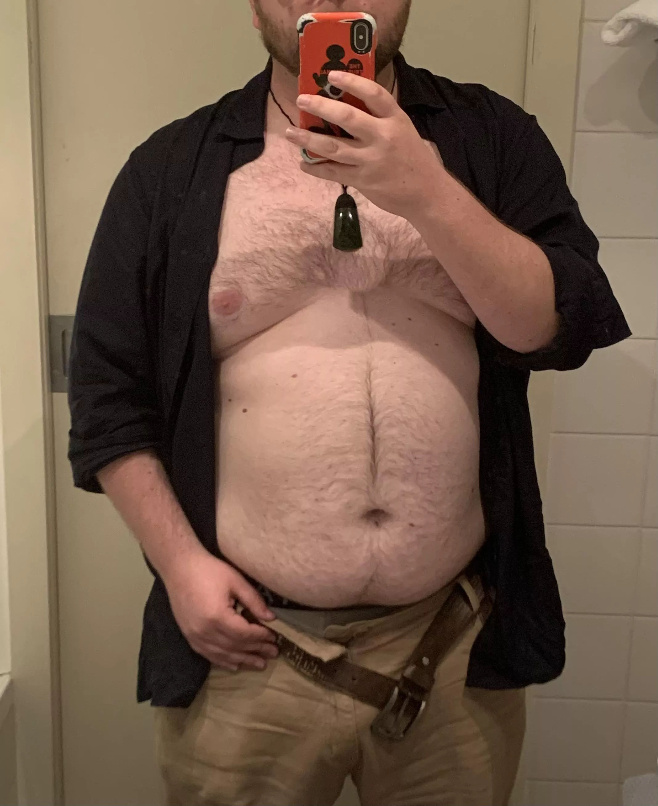 Hard and horny bear 😈