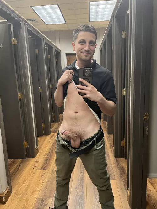 Hopefully no one walks into my work while I’m like this!