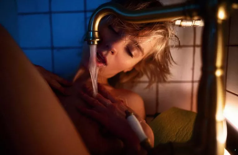 Houston, we have a problem Perfect wife for u daddy