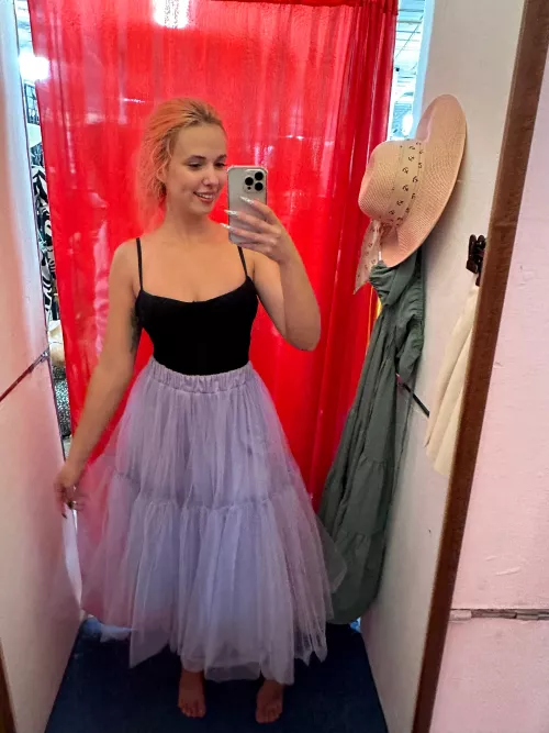 How do you like this skirt