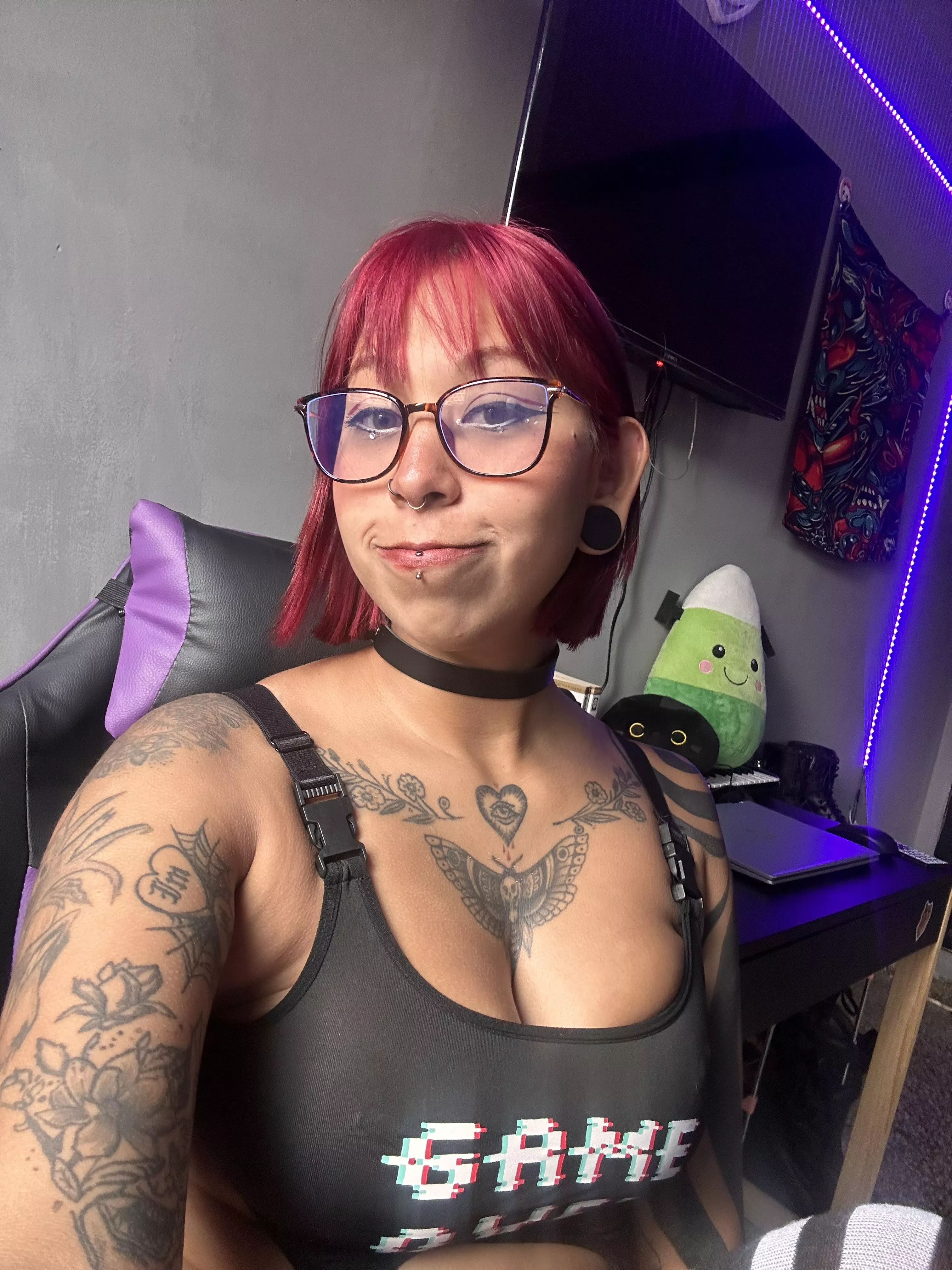 I love my short and red hair 