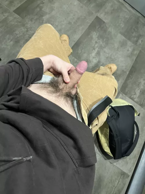 I send my nudes to those who say ”YES”