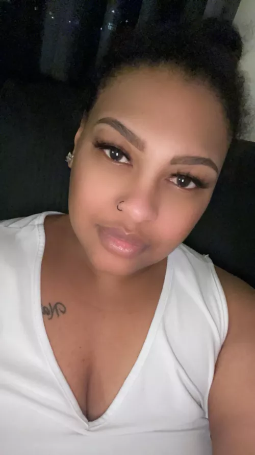 I’m bored come play with me