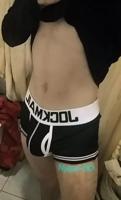 I'm not the biggest, but still have nice bulge 👉👈 [19]