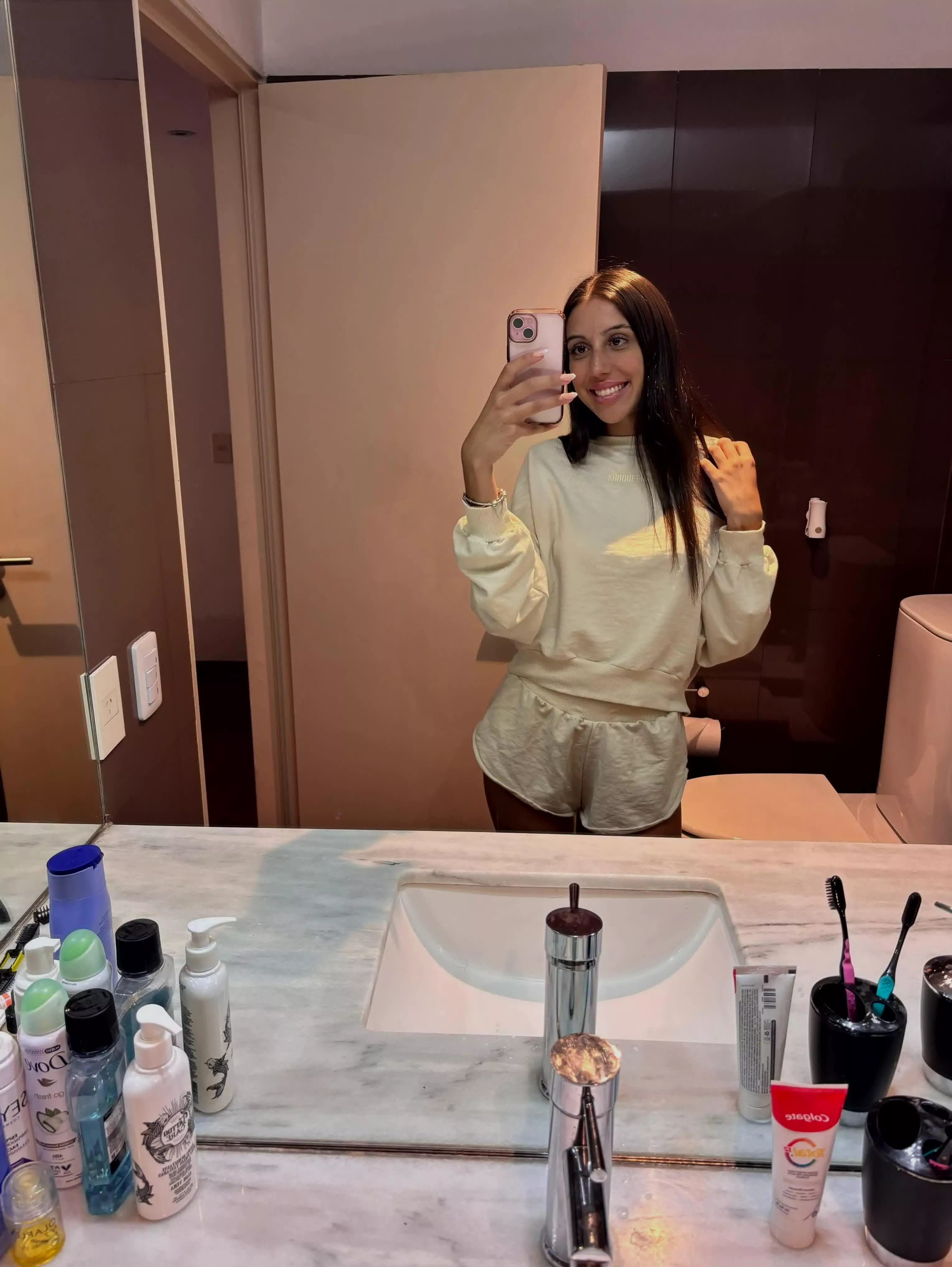 just a mirror selfie in my cozy outfit