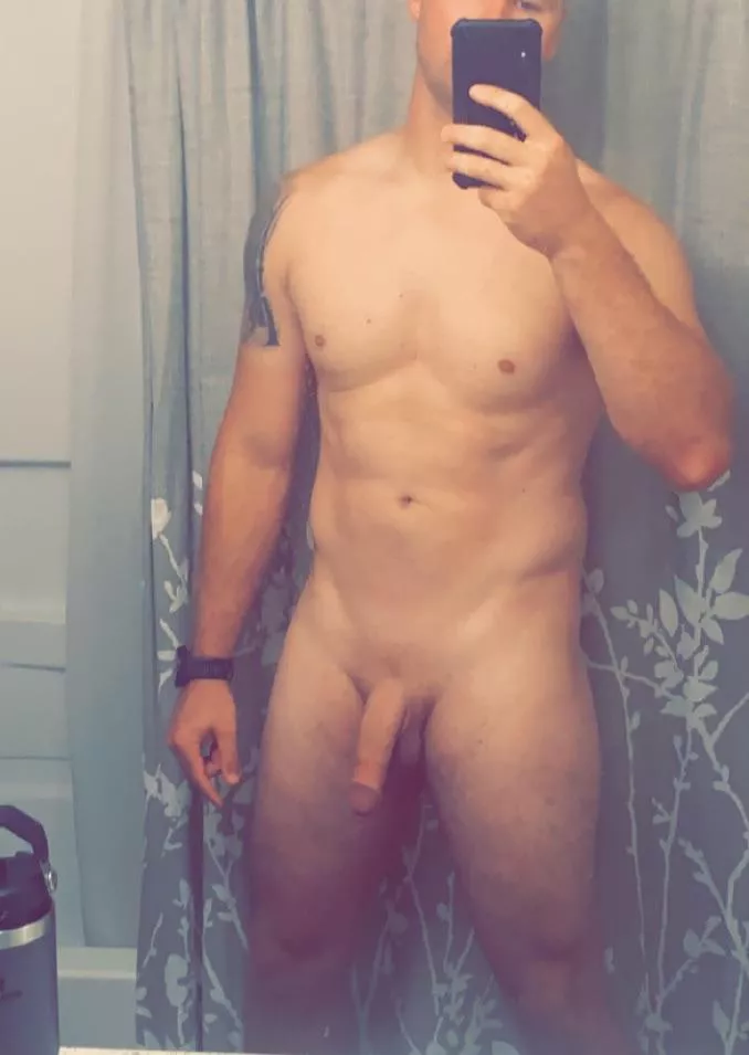 (M) 30 let me know what you think 😏