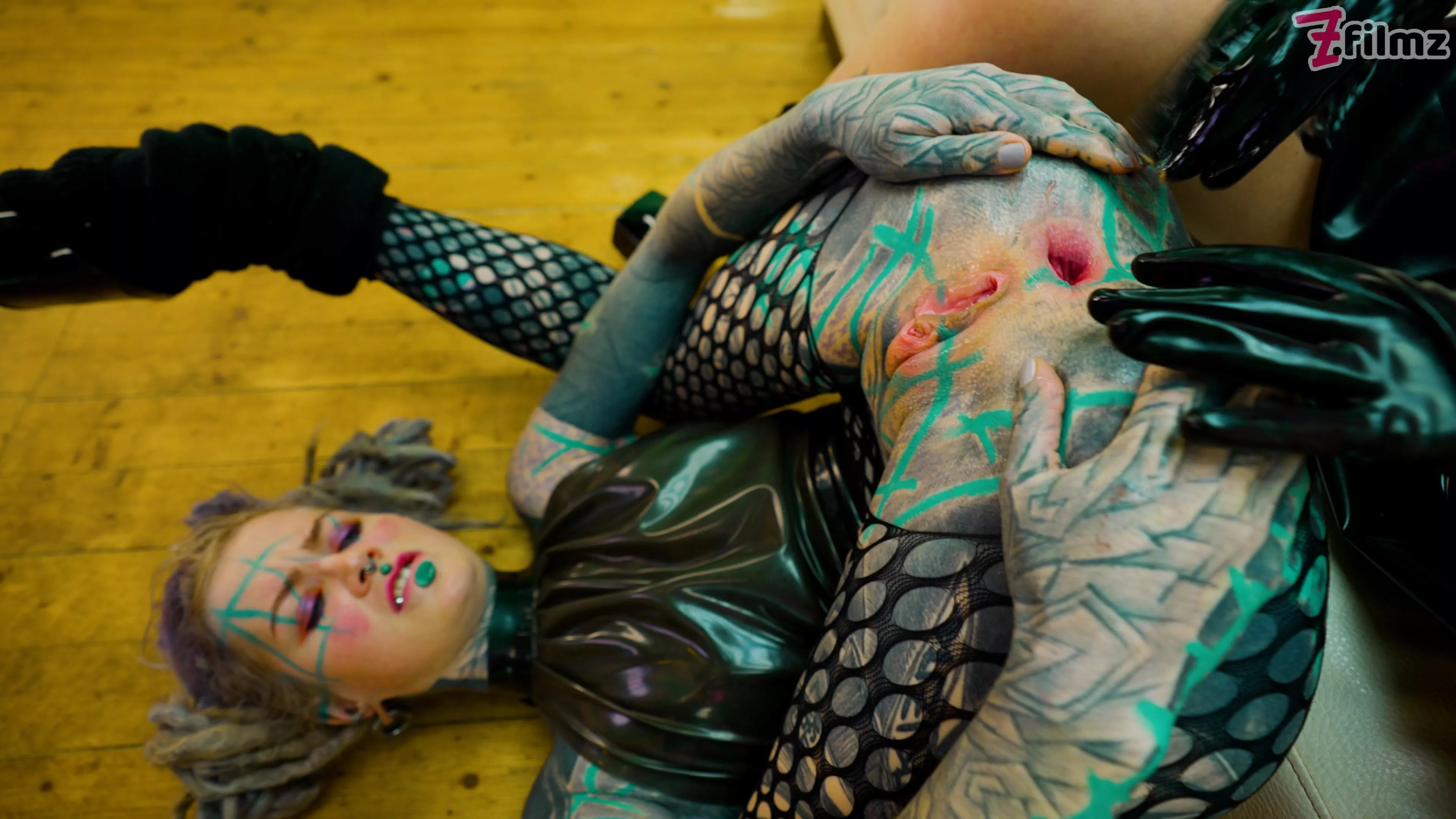 My friend Morea gaped my ass