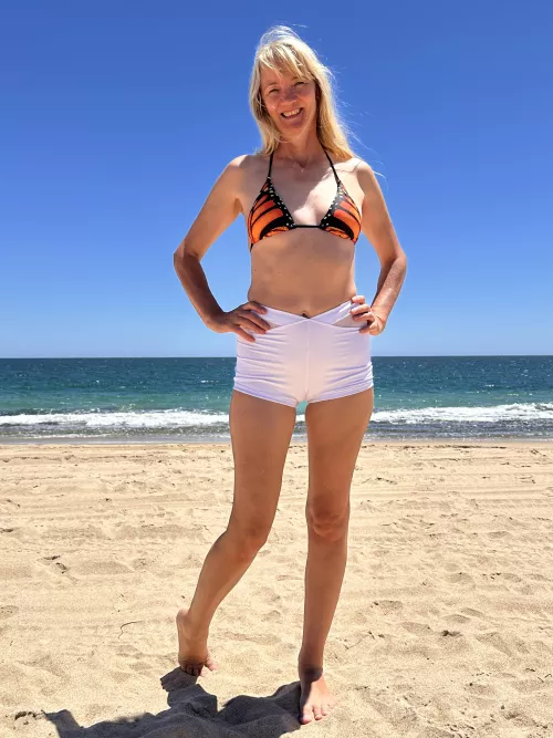 My salty cameltoe will do you good 