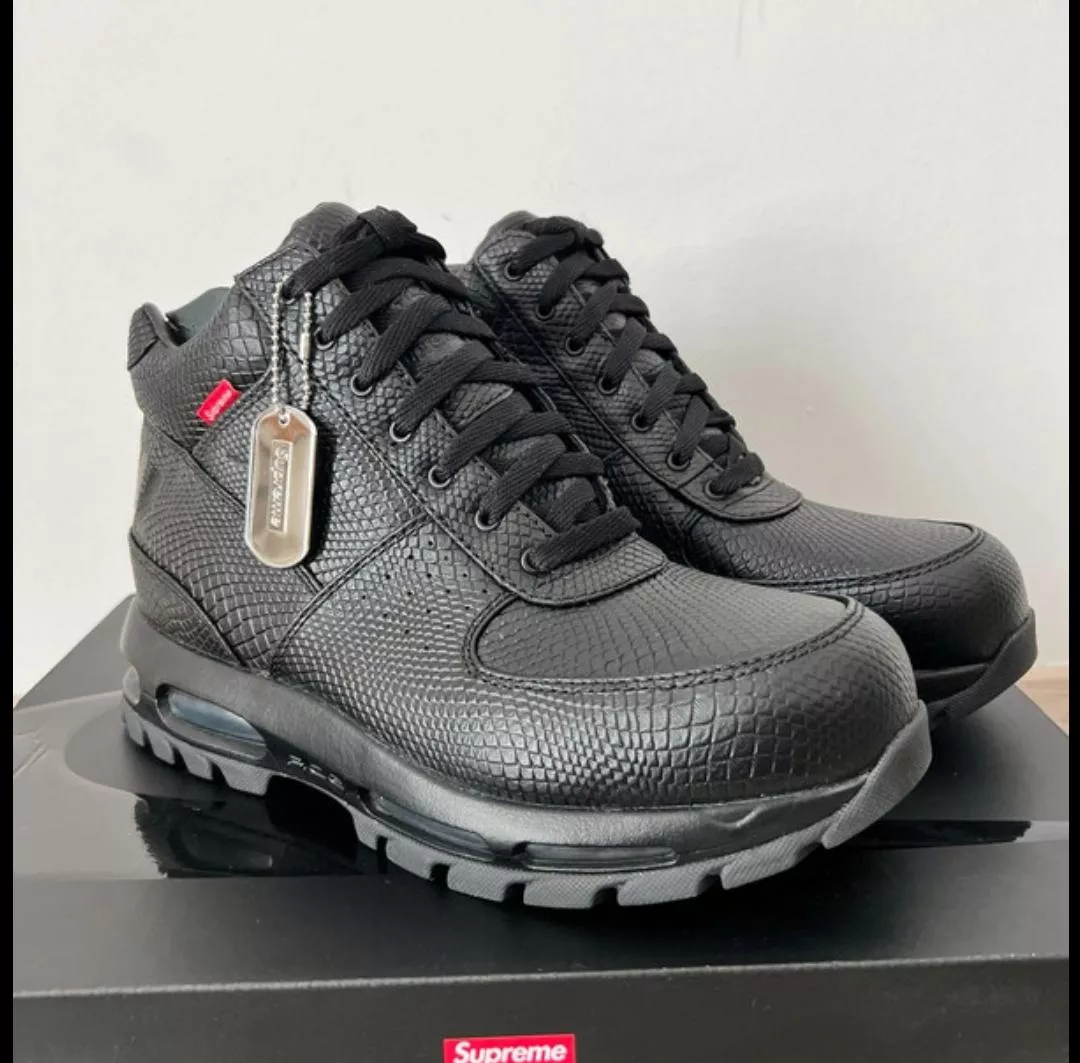 Nike ACG boots. YAY OR NAY?