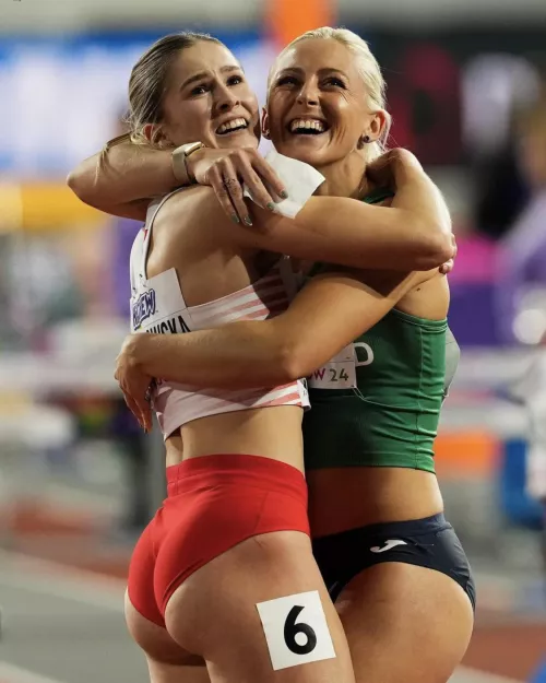 Pia Skrzyszowska - Polish hurdler 🇵🇱 & Sarah Lavin - Irish hurdler 🇮🇪