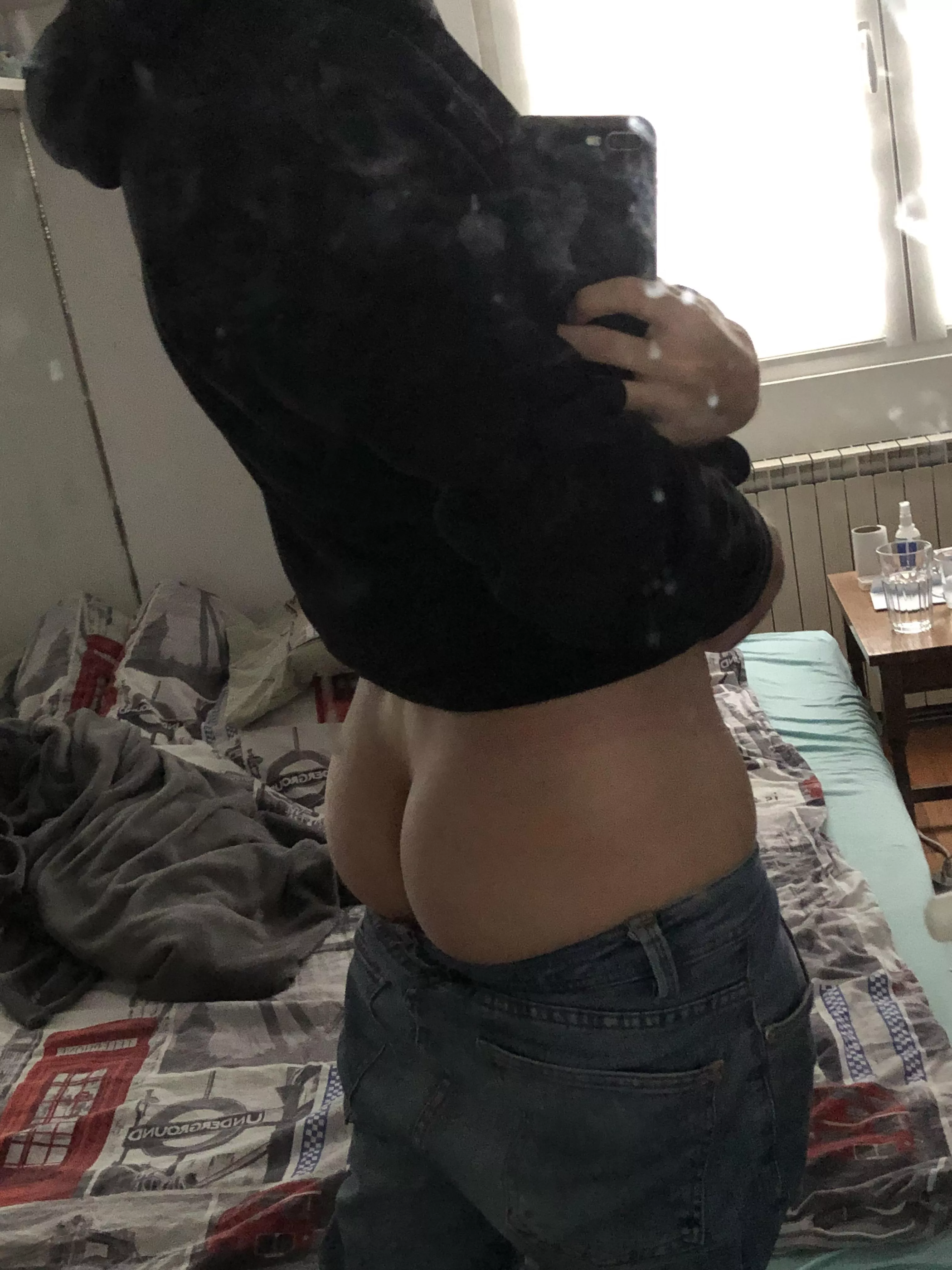 Rate my young butt 🙈