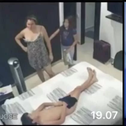 sauce? Anybody any idea where can i find this video? I've been searching for hours....