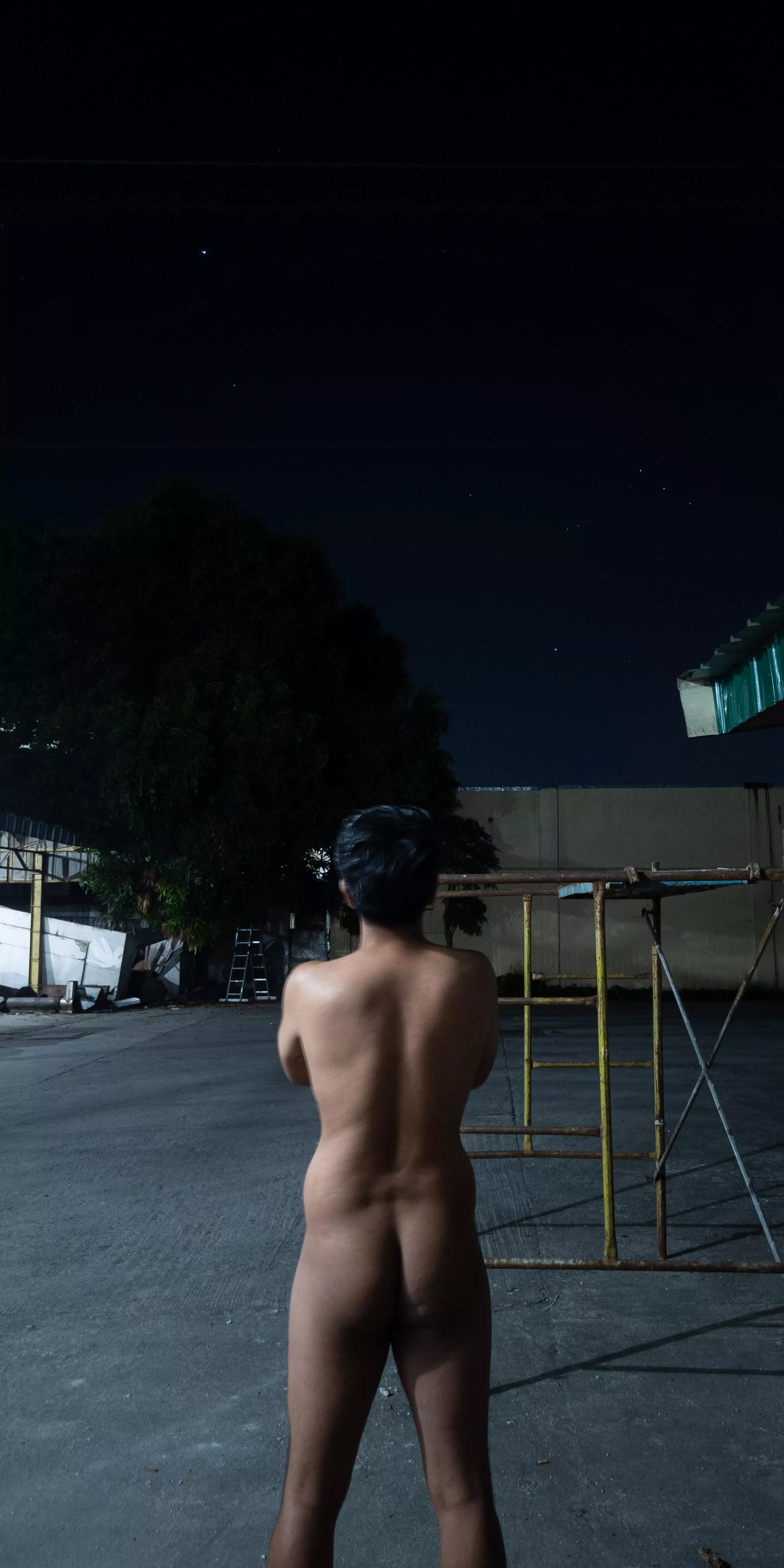 Stargazing in the site. Haven't done this in a while!