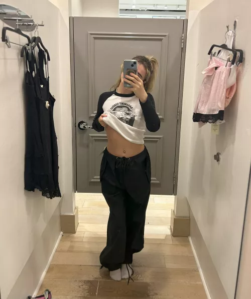 there's alot of things to do in this small space