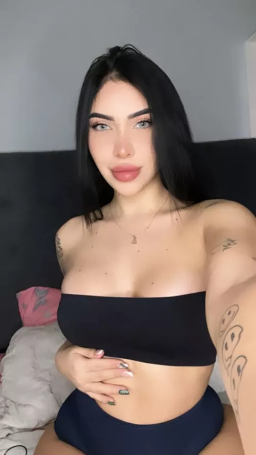 time for my favorite crop top