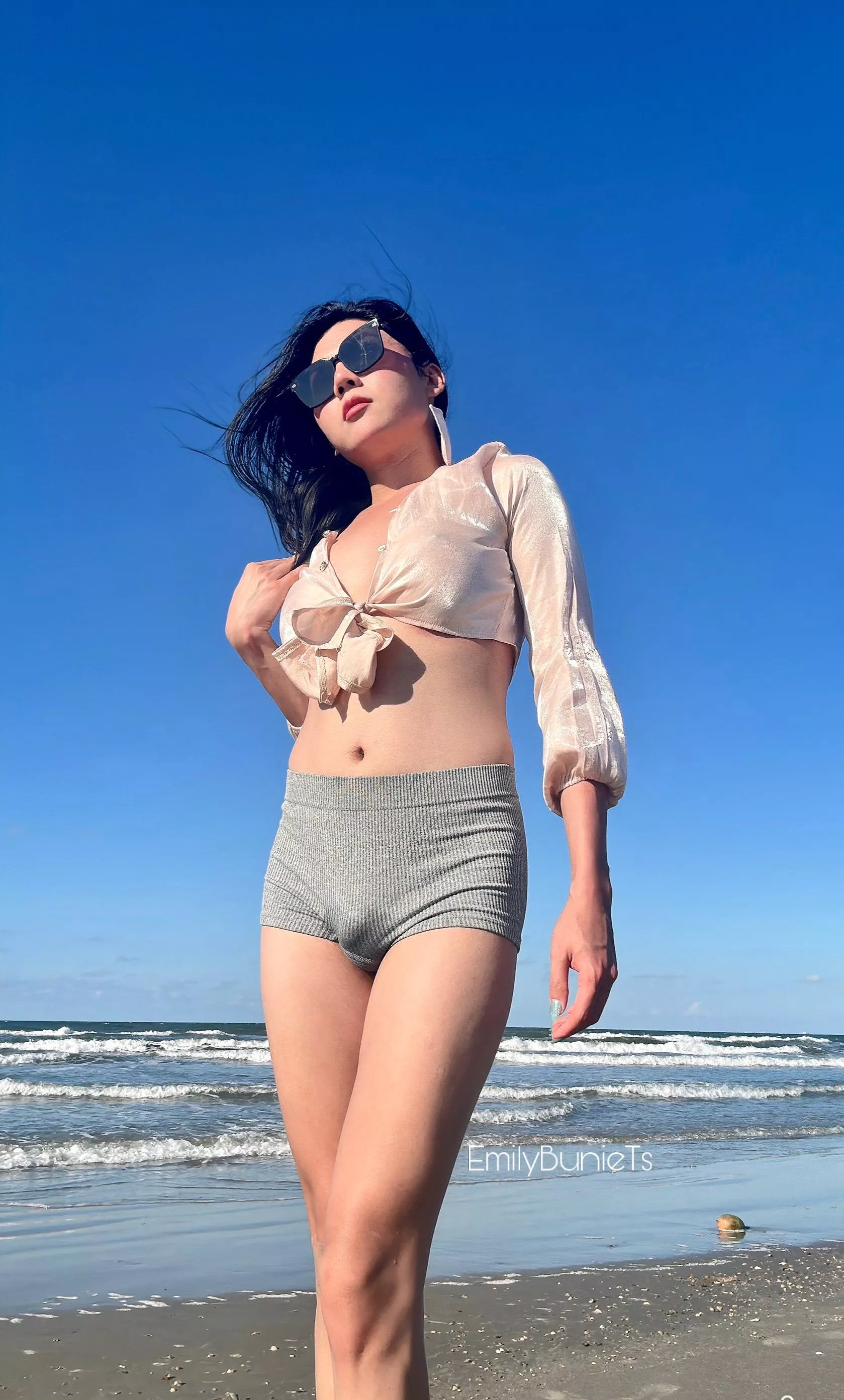 Wanna cum and put sunscreen on me, baby?