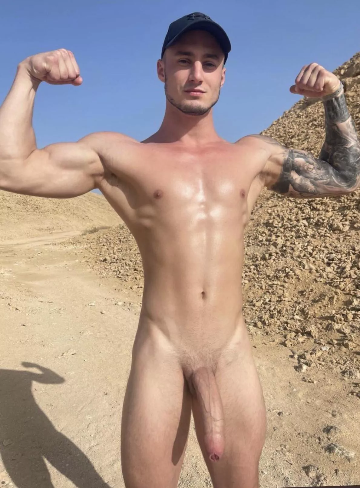 Wanna suck my uncut dick ?