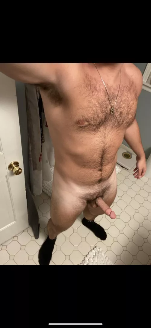 20 dl tryna bust a nut w masc dudes send pic @g_hamilton4302