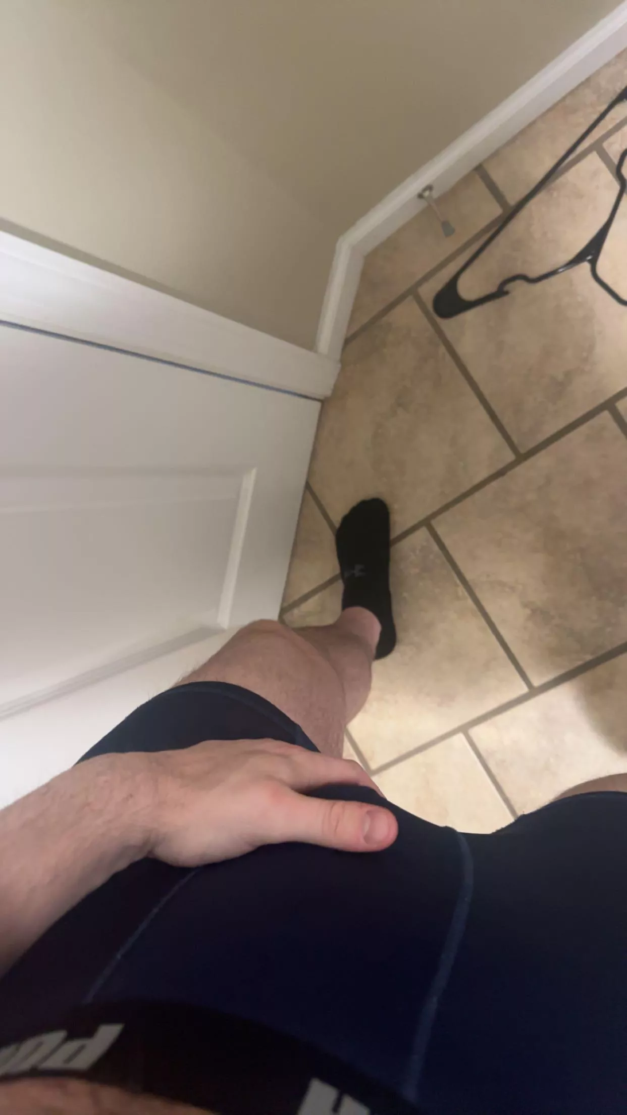 23 country frat bro looking for a new younger bro, hmu lil bro @jsoccer099