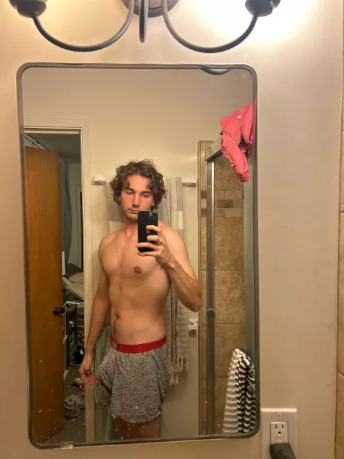 23M 6’3 let’s play