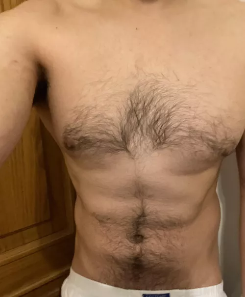 27M Looking for hairy friends