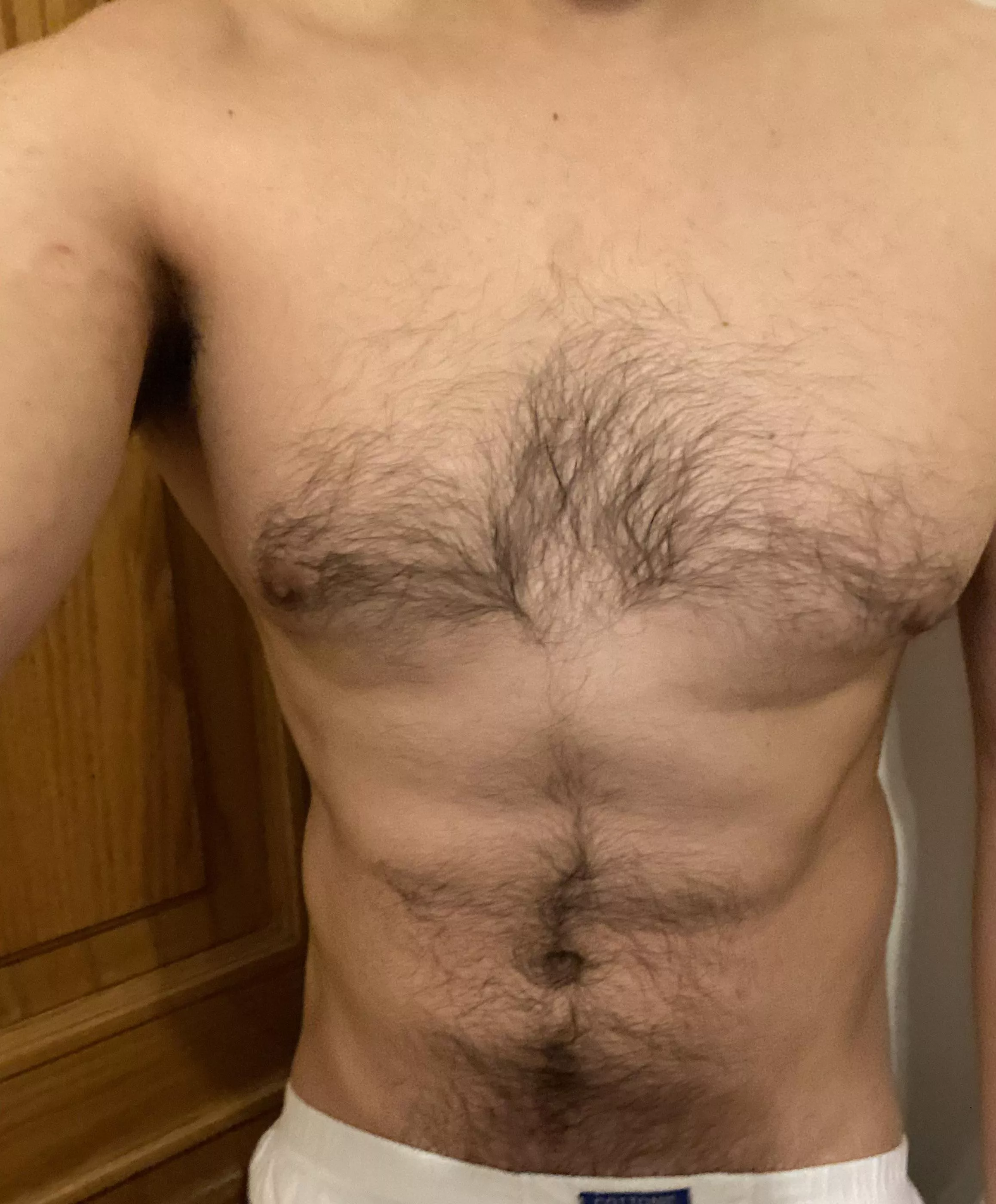 27M Looking for hairy friends