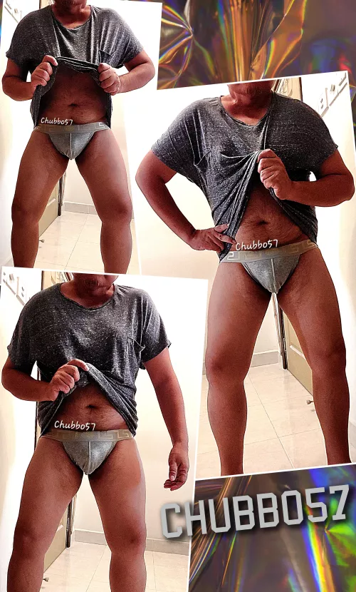 A year closer to 50 next month, and can't imagine I'm gonna hit mid-century soon. Refuse to act my age as well. Ah well 🤔🧓🏽🩶👴🏽😜