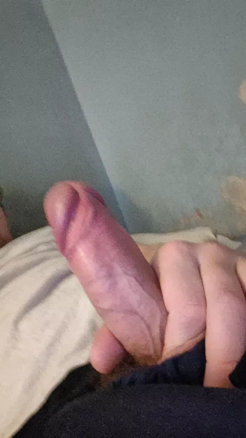 Anyone into much younger boys 😏😏😏