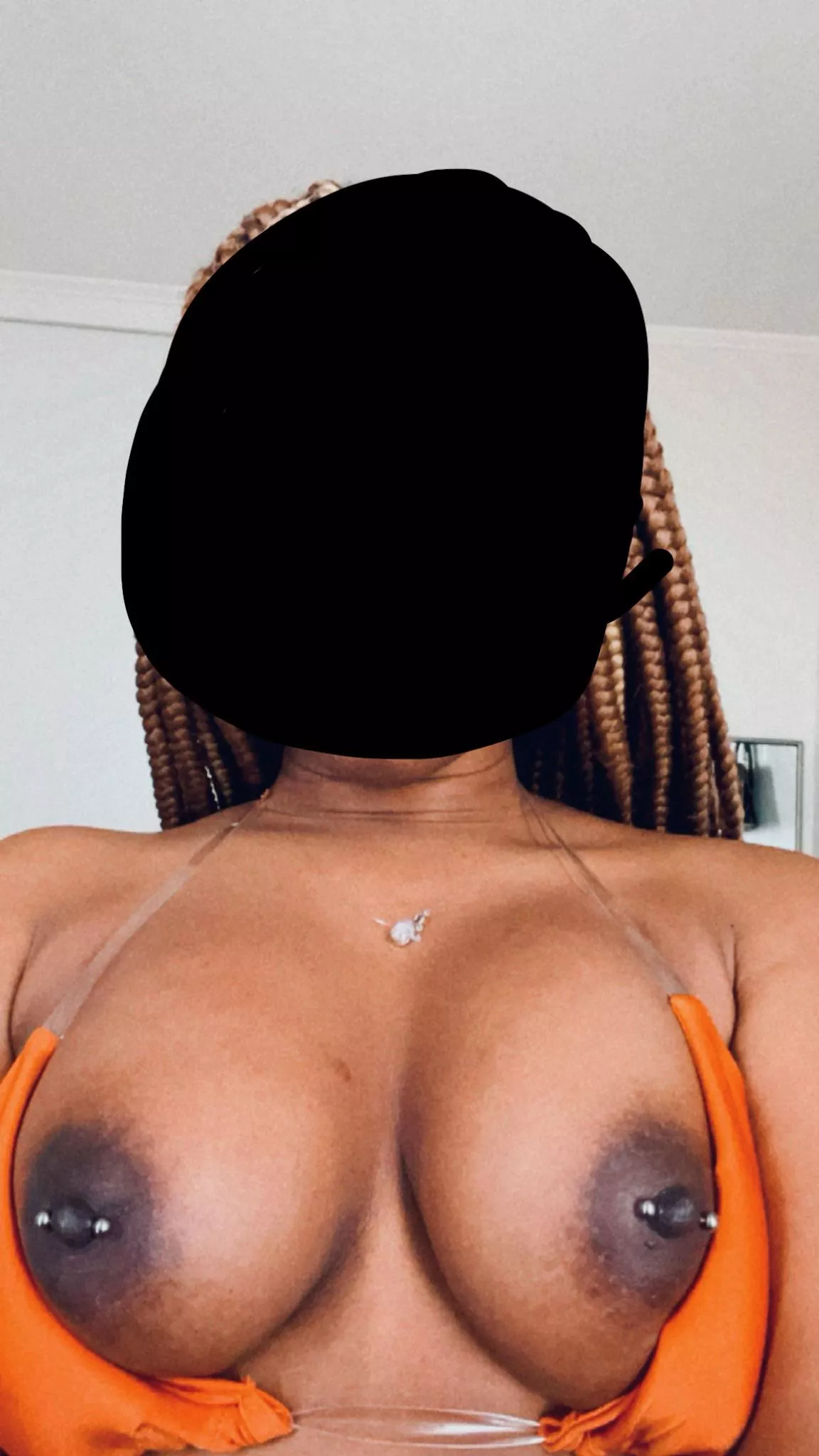 Anyone want some fun with a busty chocolate hoe? 😂😜