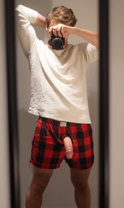 Are you taking my young Canadian cock raw? 🇨🇦🍁💦