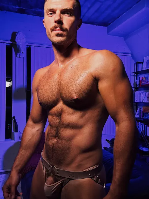 Coconut oil all rubbed into my chest