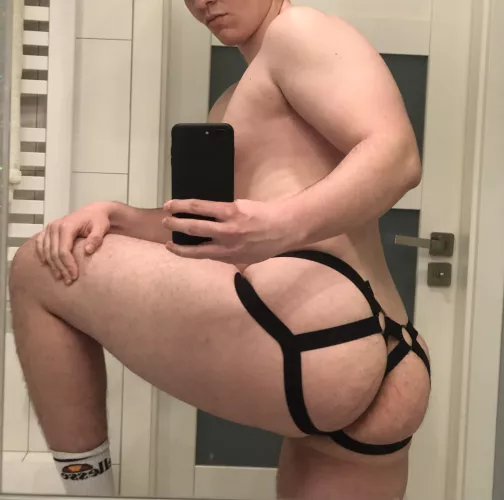 Does my ass look good in these