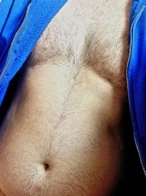 Had to shave belly and chest; finally visible again after 5 weeks ;-)