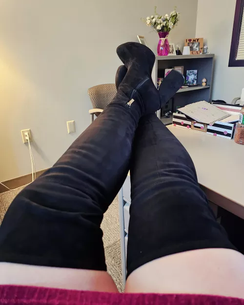 Happy Hump Day ✨️