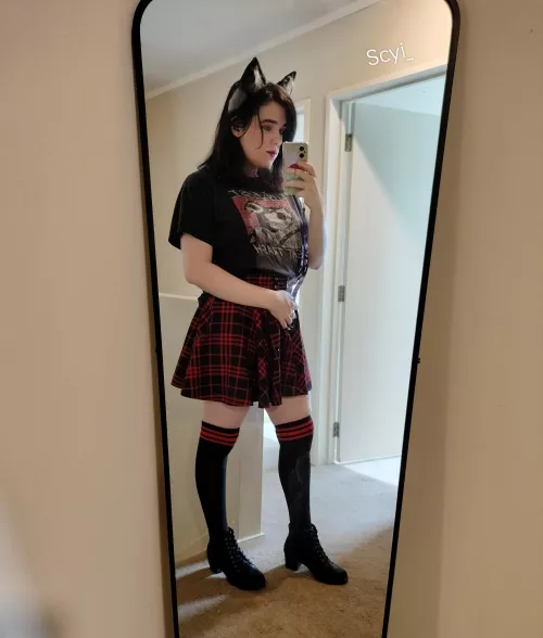I got my first pair of heels, I'm now giant 5'9!