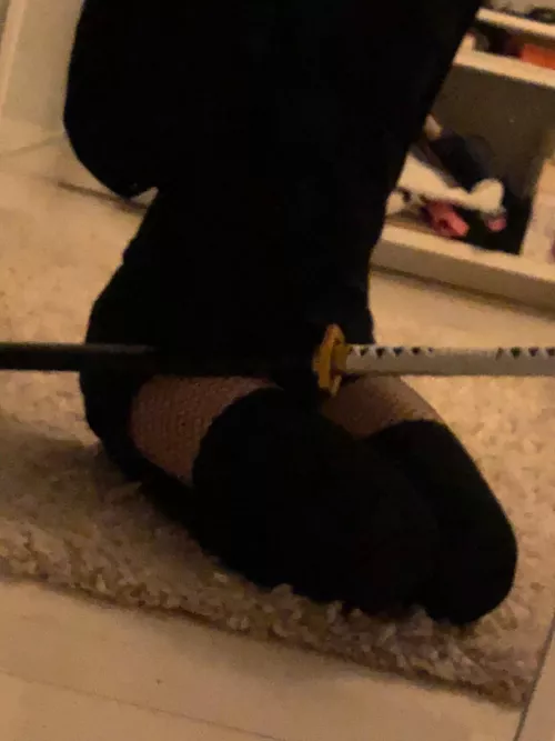 I love having two swords :3