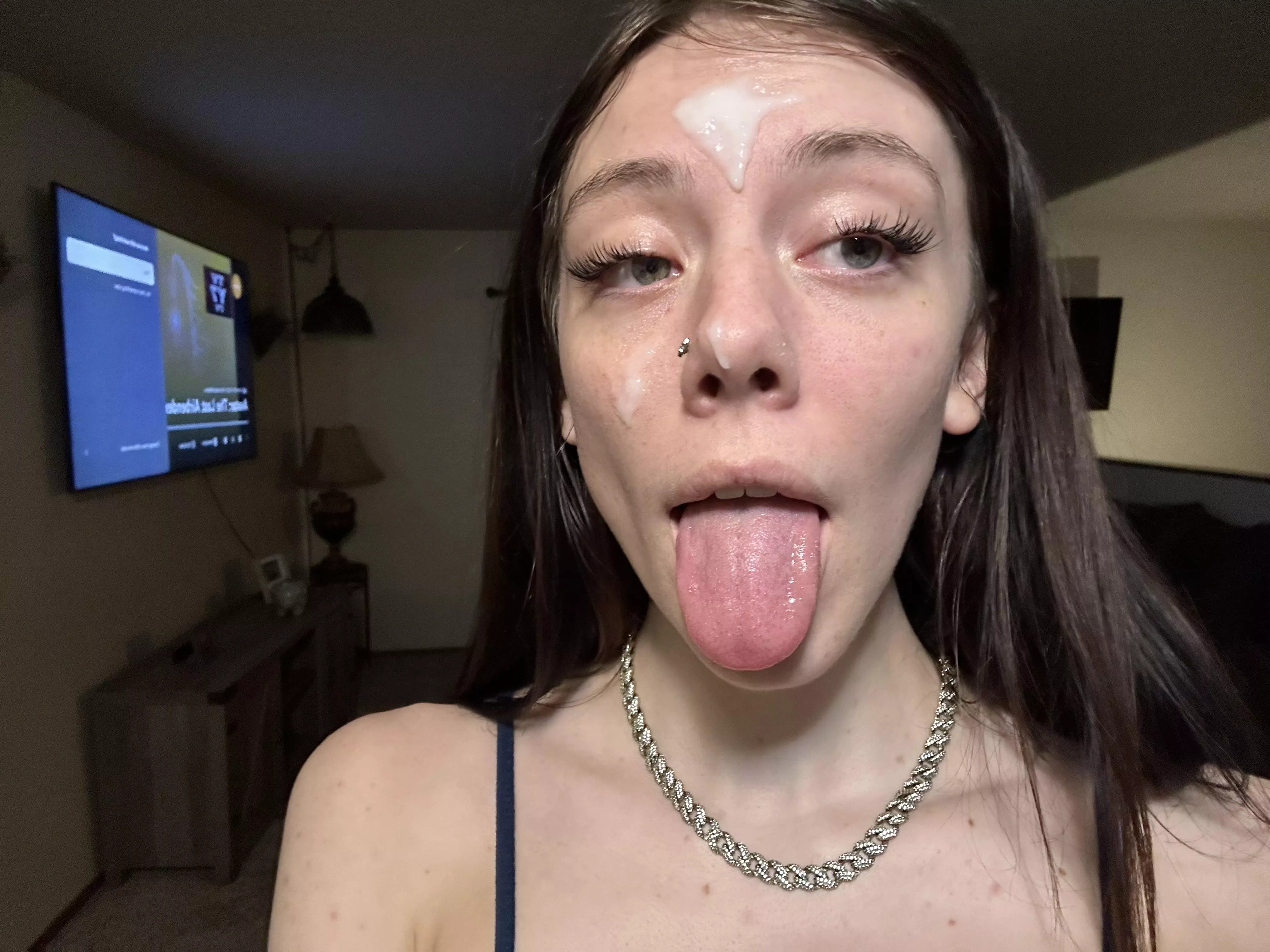 I love it when daddy cum on my face