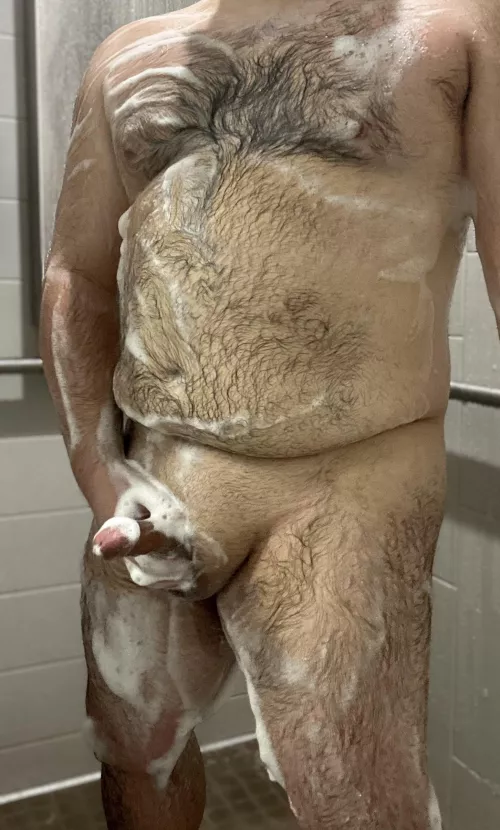 I need a bottom to play with 😏