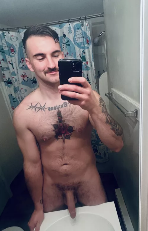 I think it’s about time to change my shower curtain😂 [m]