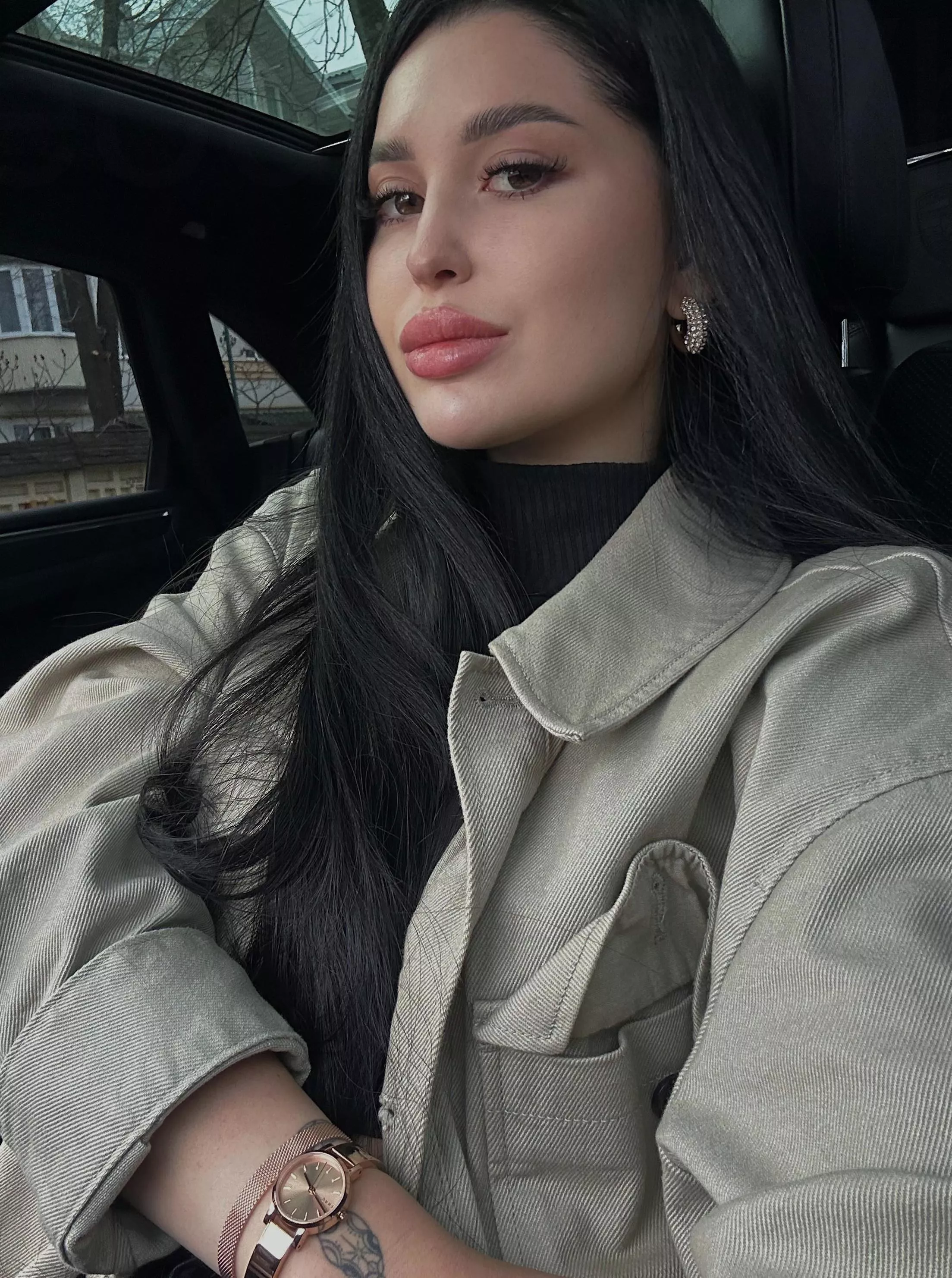 If you enjoy eating ass, mine is all your …. Perfect wife for u daddy