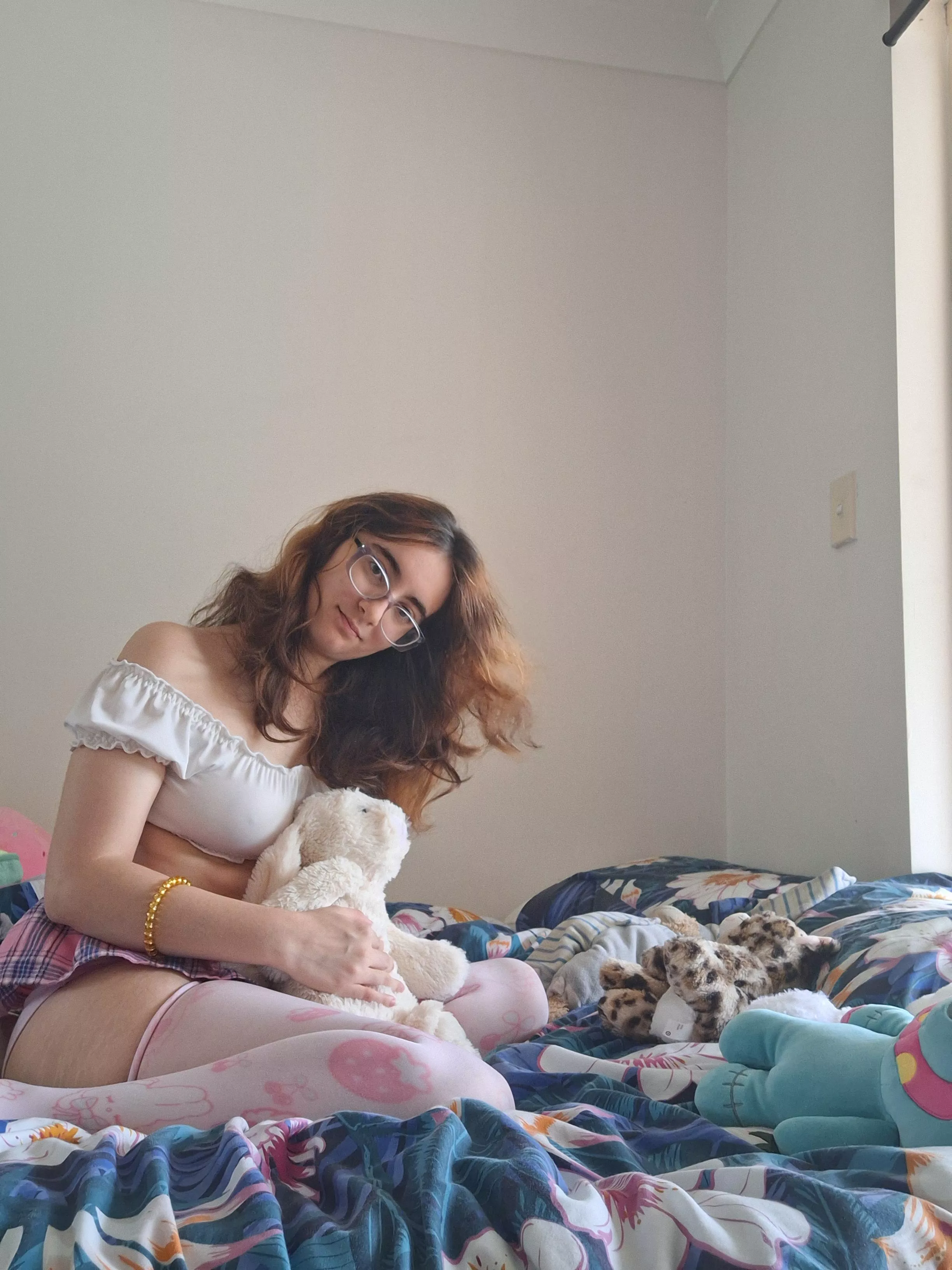 Is there any chance you'd be willing to eat my teen pussy