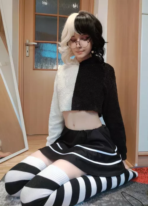 Just a boy feeling feminine 🥺