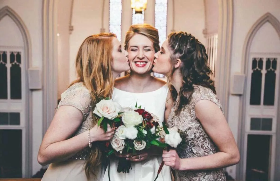 Line up this bride and her sisters on wedding day
