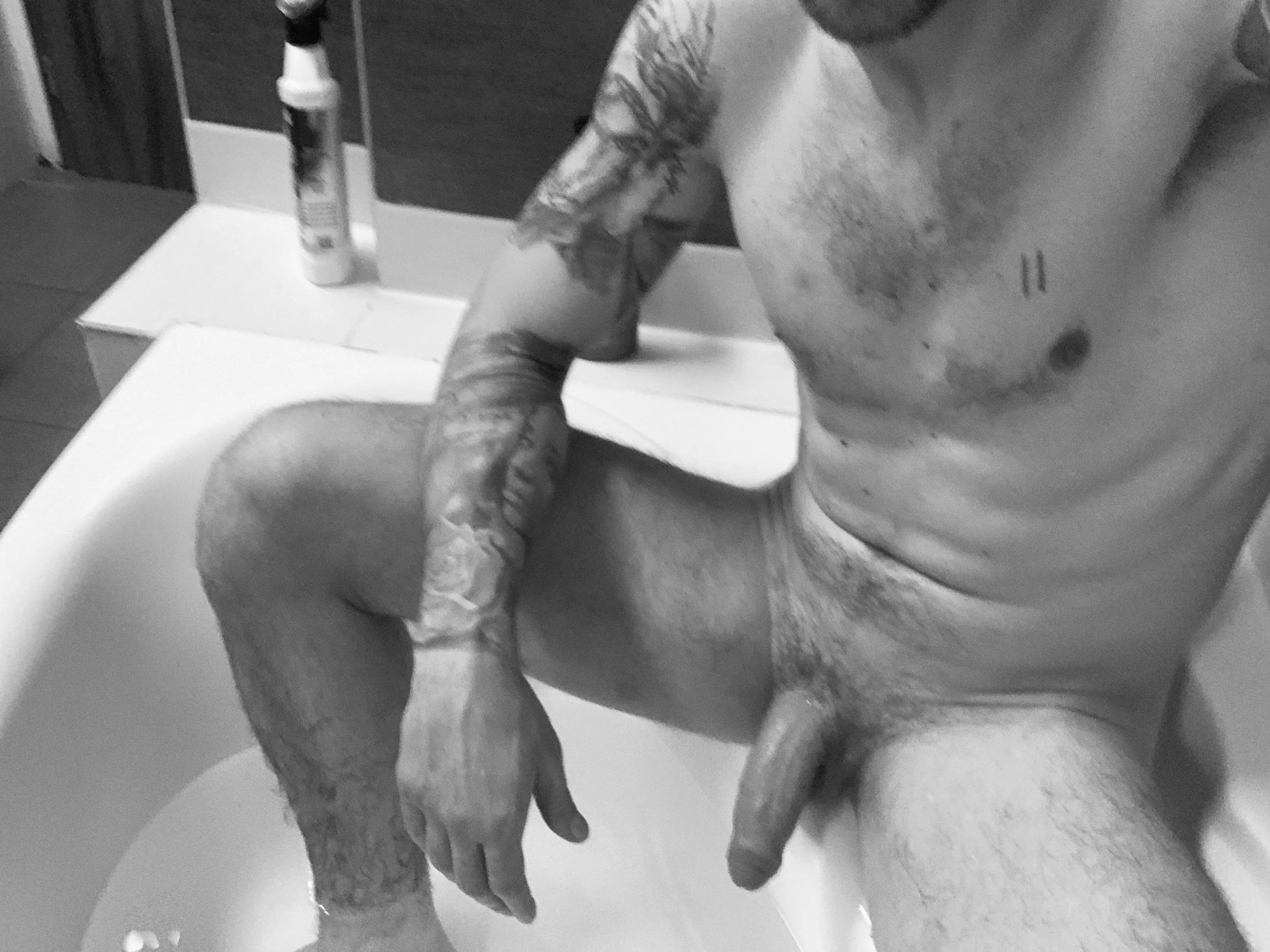 little bit lit 🔥 or bite 🫦