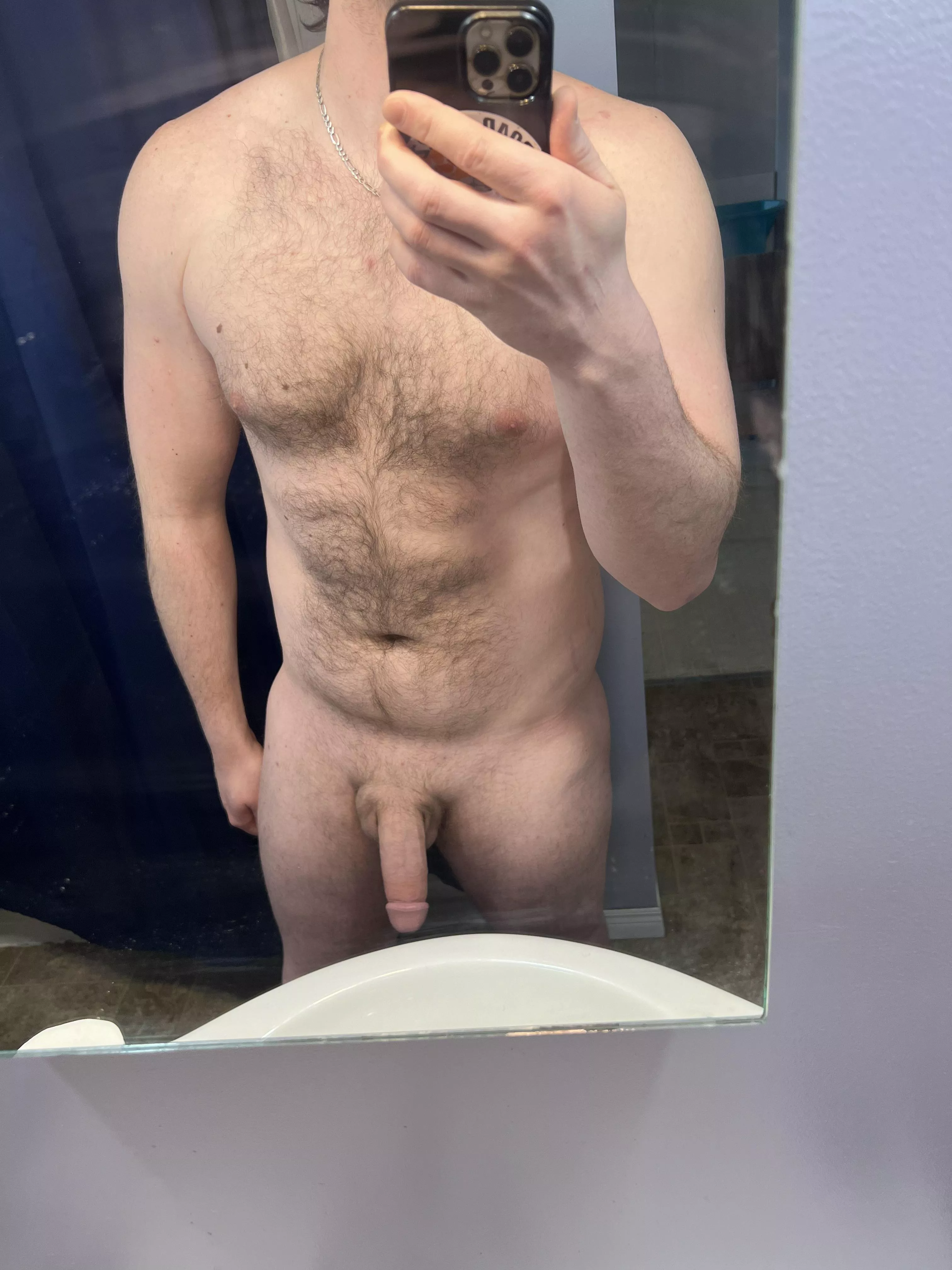 (M) 24 6’4 I’m a grower..