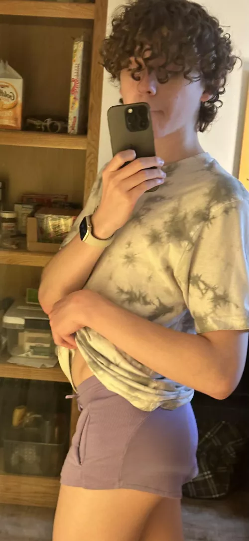 make this ur wallpaper, if you get the chance to show it to me ill give myself over 🐣