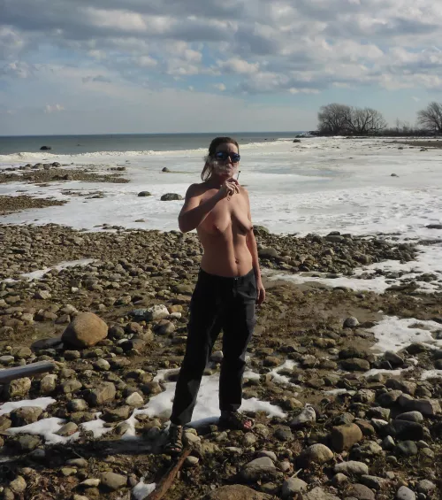 Making the best of unseasonal weather.[f]